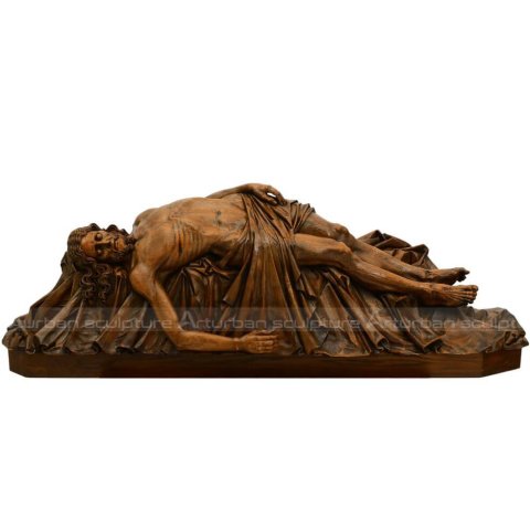 dead savior statue