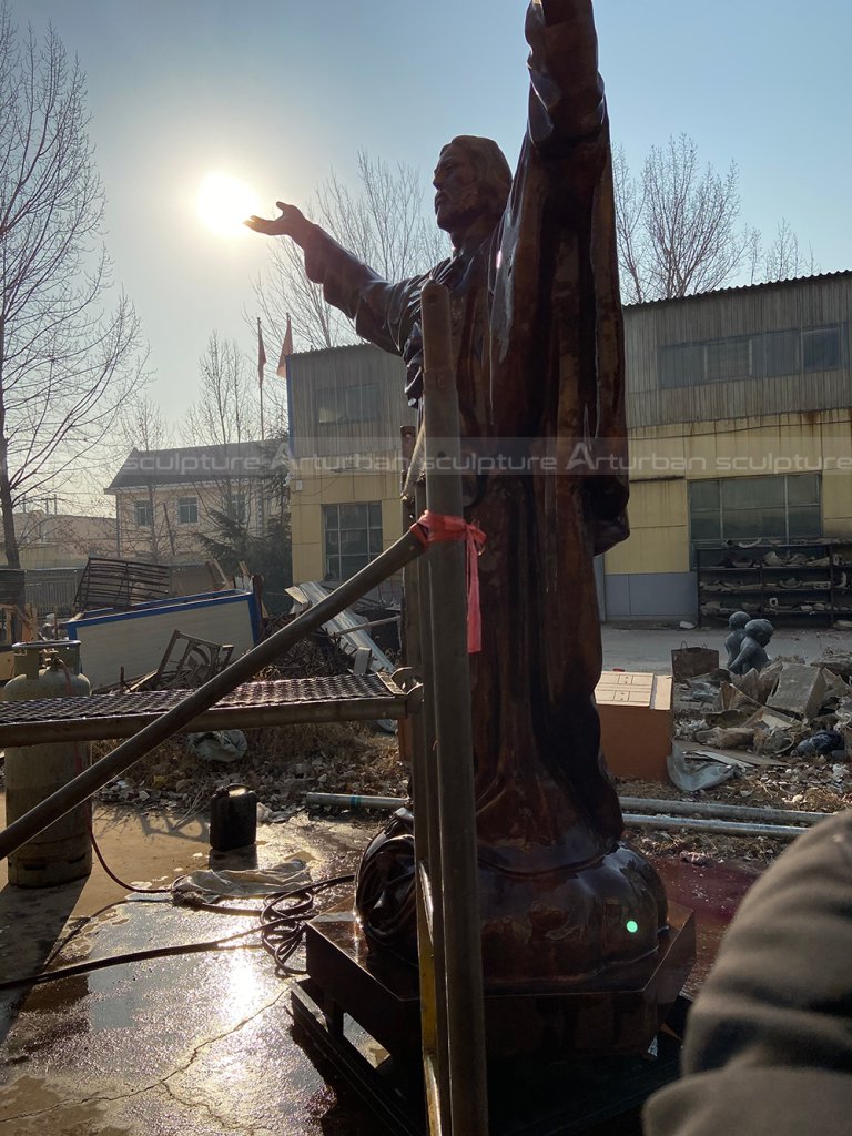 sacred heart of jesus garden statue