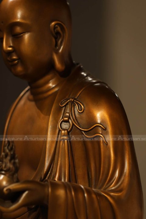 Ksitigarbha Bodhisattva statue