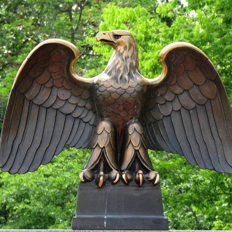 eagle statue