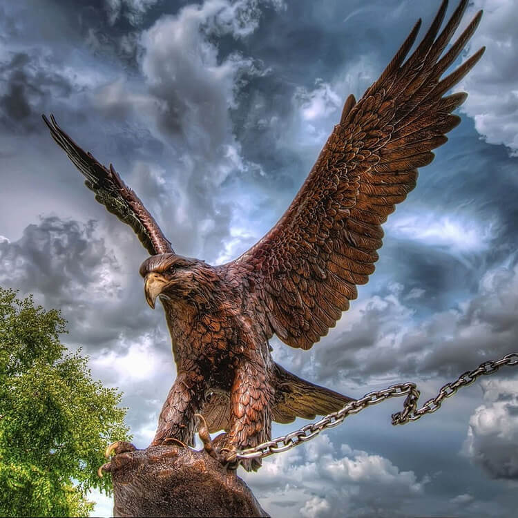 eagle statue