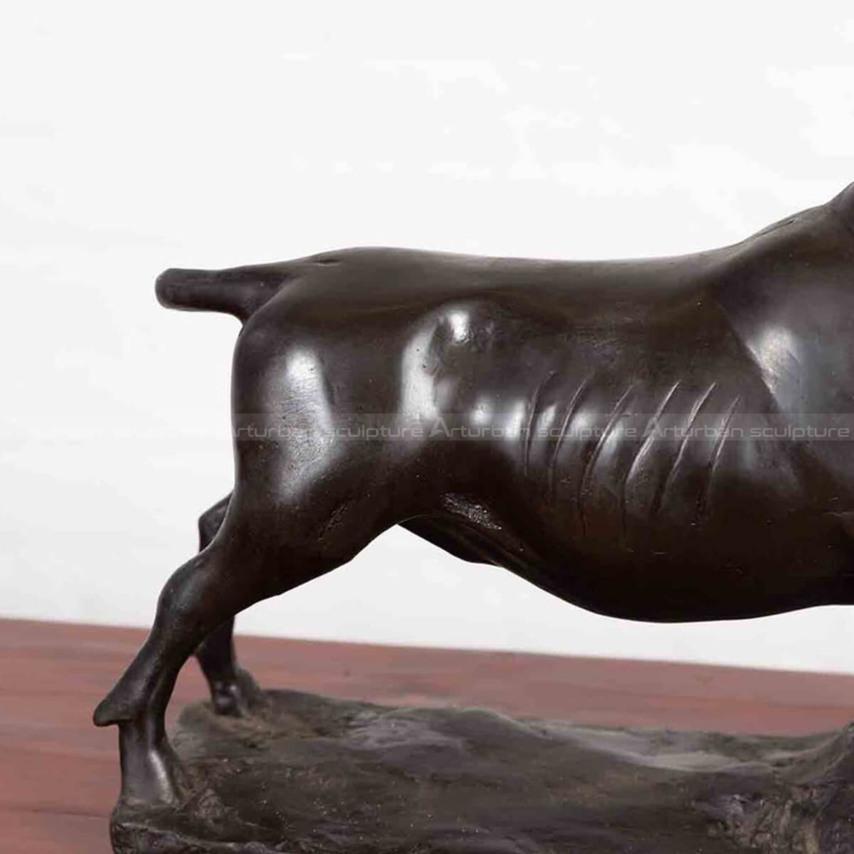 bull statue