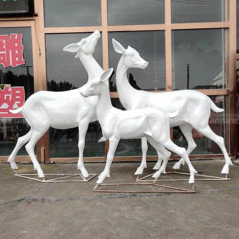 deer and fawn garden statue