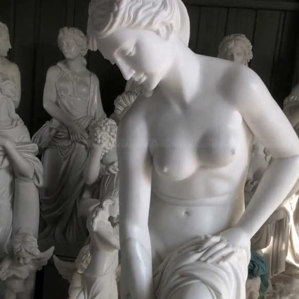 marble venus statue