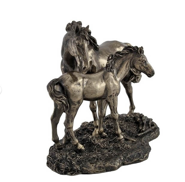 outdoor bronze horse sculptures