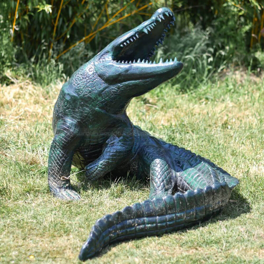 Alligator Lawn Statue