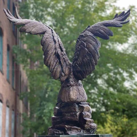 Eagle Garden Sculpture