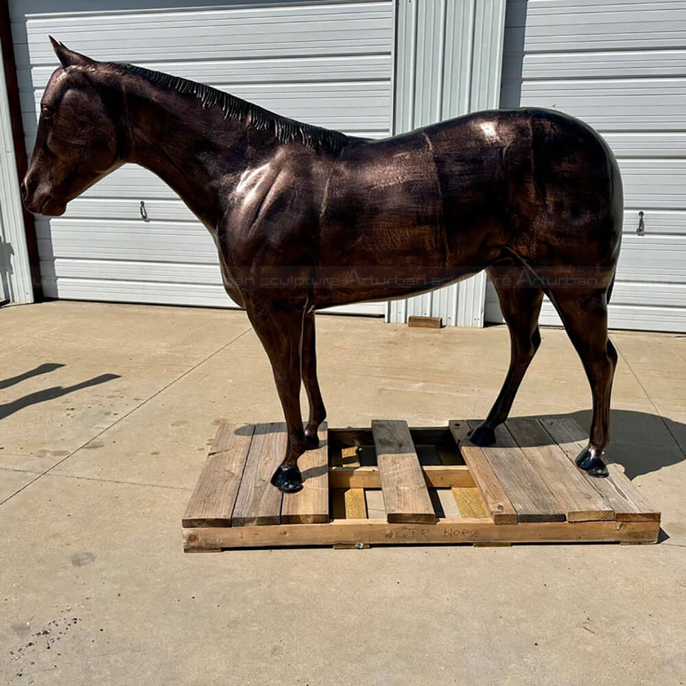 Quarter Horse Statue