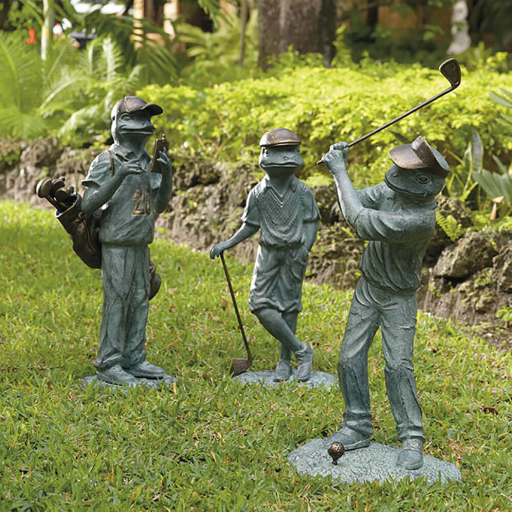 frog golfer statue