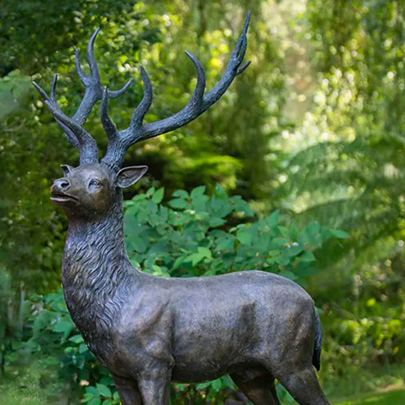 Bronze Deer Statue Outdoor