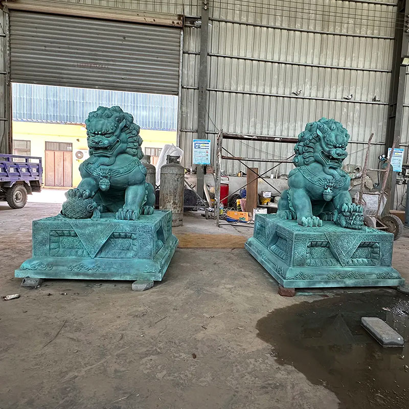 Chinese Guardian Lion Foo Dog Statue