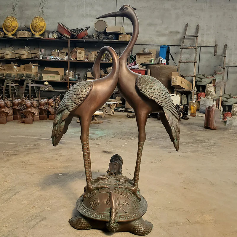 Crane on Turtle