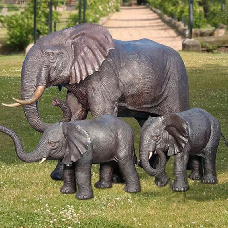 Elephant Family Sculpture