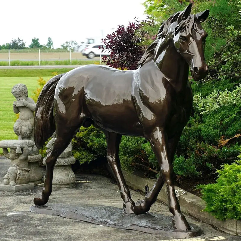 Horse Statue Long Walk