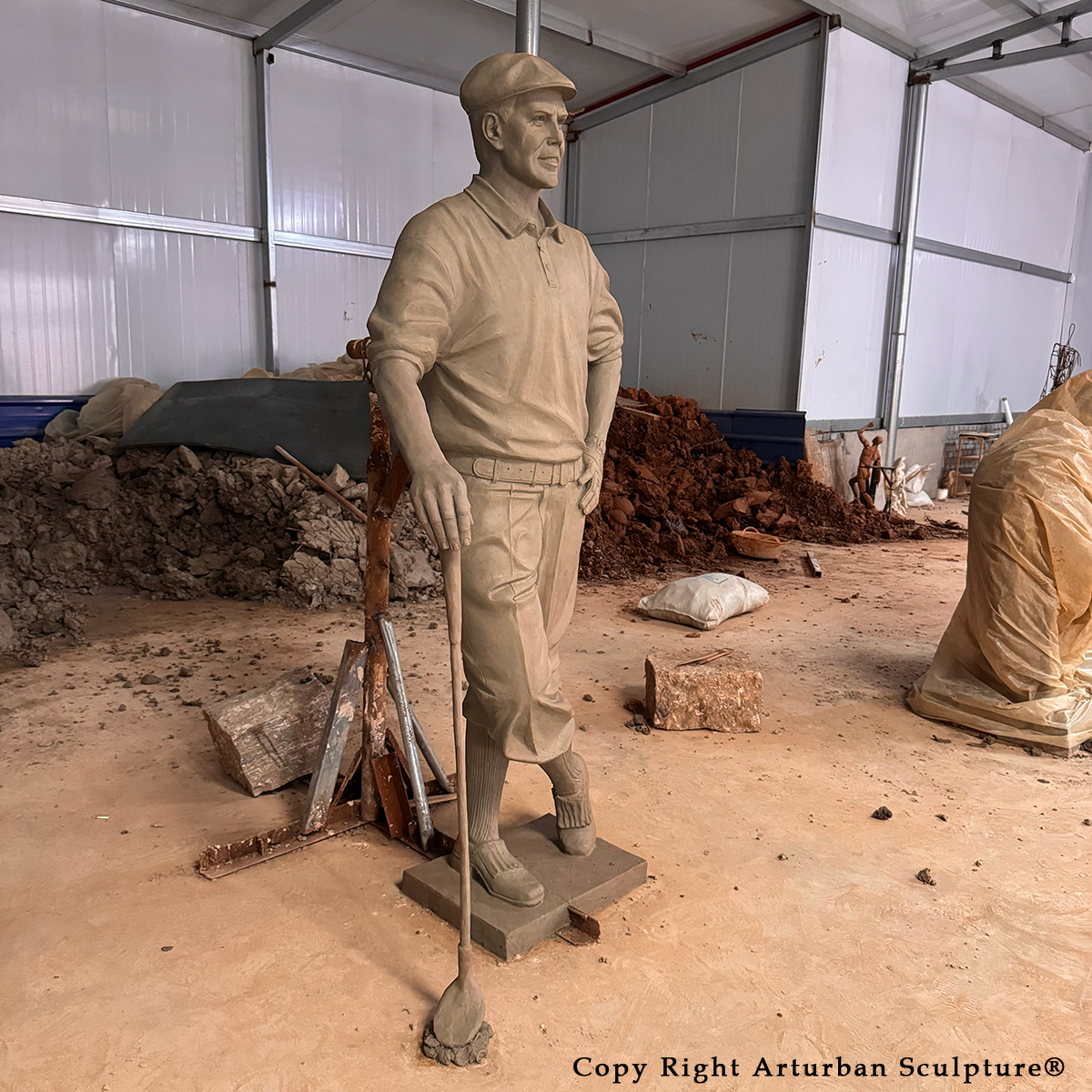 Payne Stewart Bronze Statue