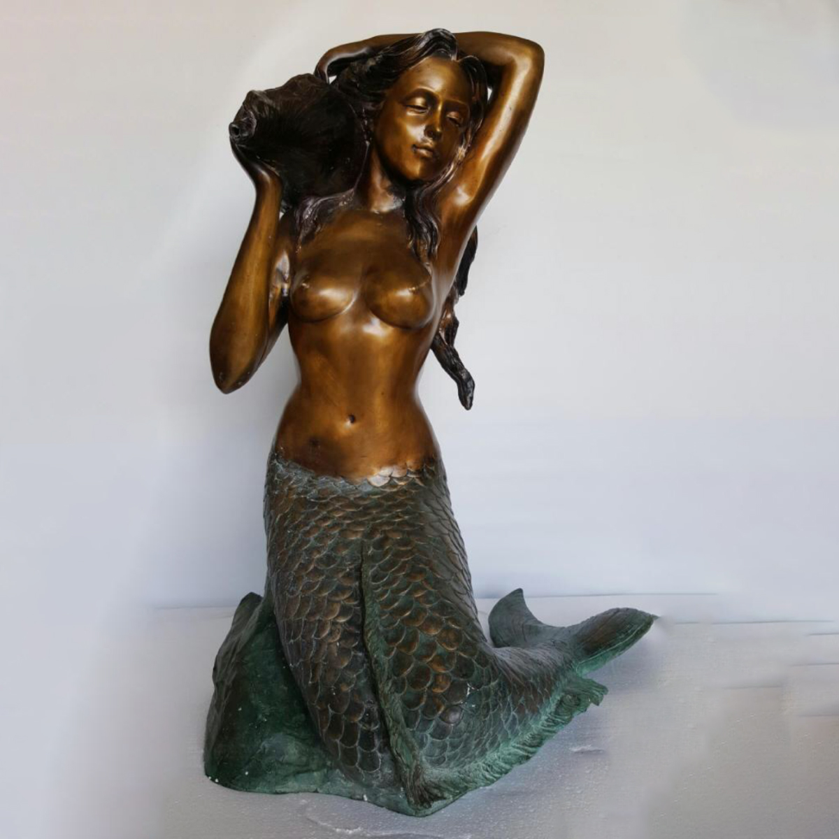 Sitting Mermaid Statue