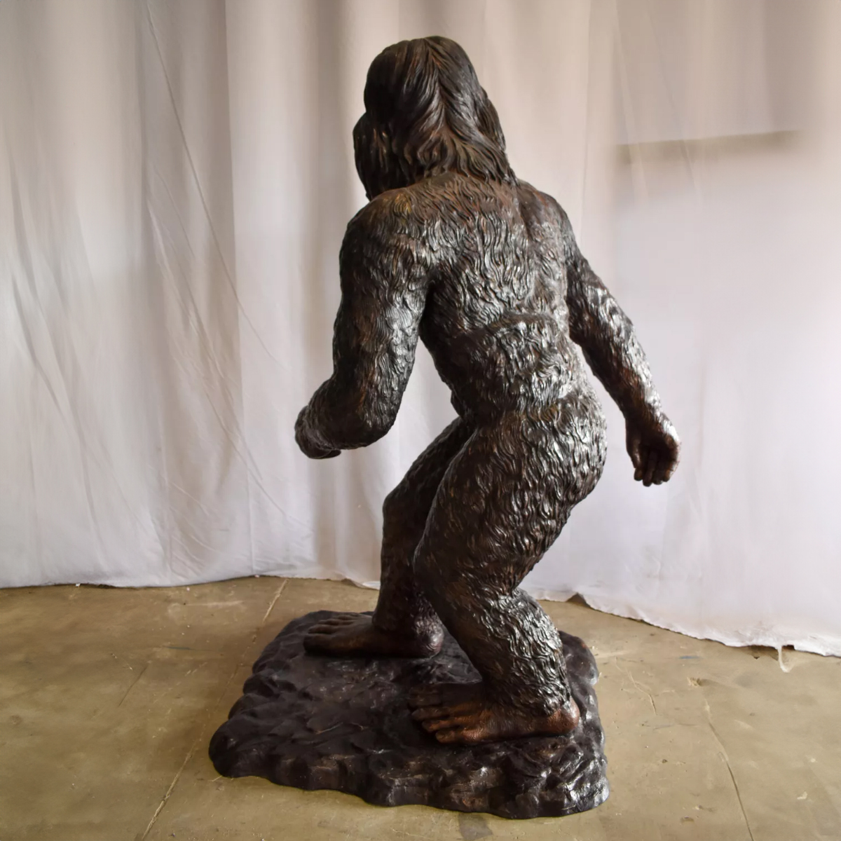 Bronze Bigfoot Statue