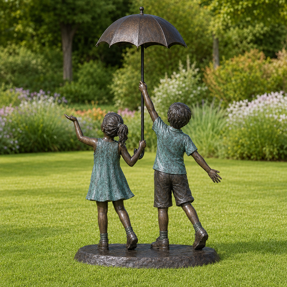 Bronze-Boy-and-Girl-Under-Umbrella-Fountain (3)