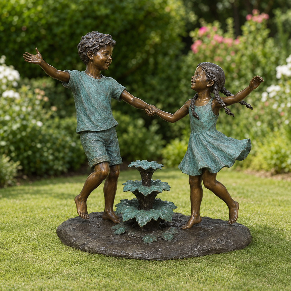 Bronze Siblings Fountain (1)
