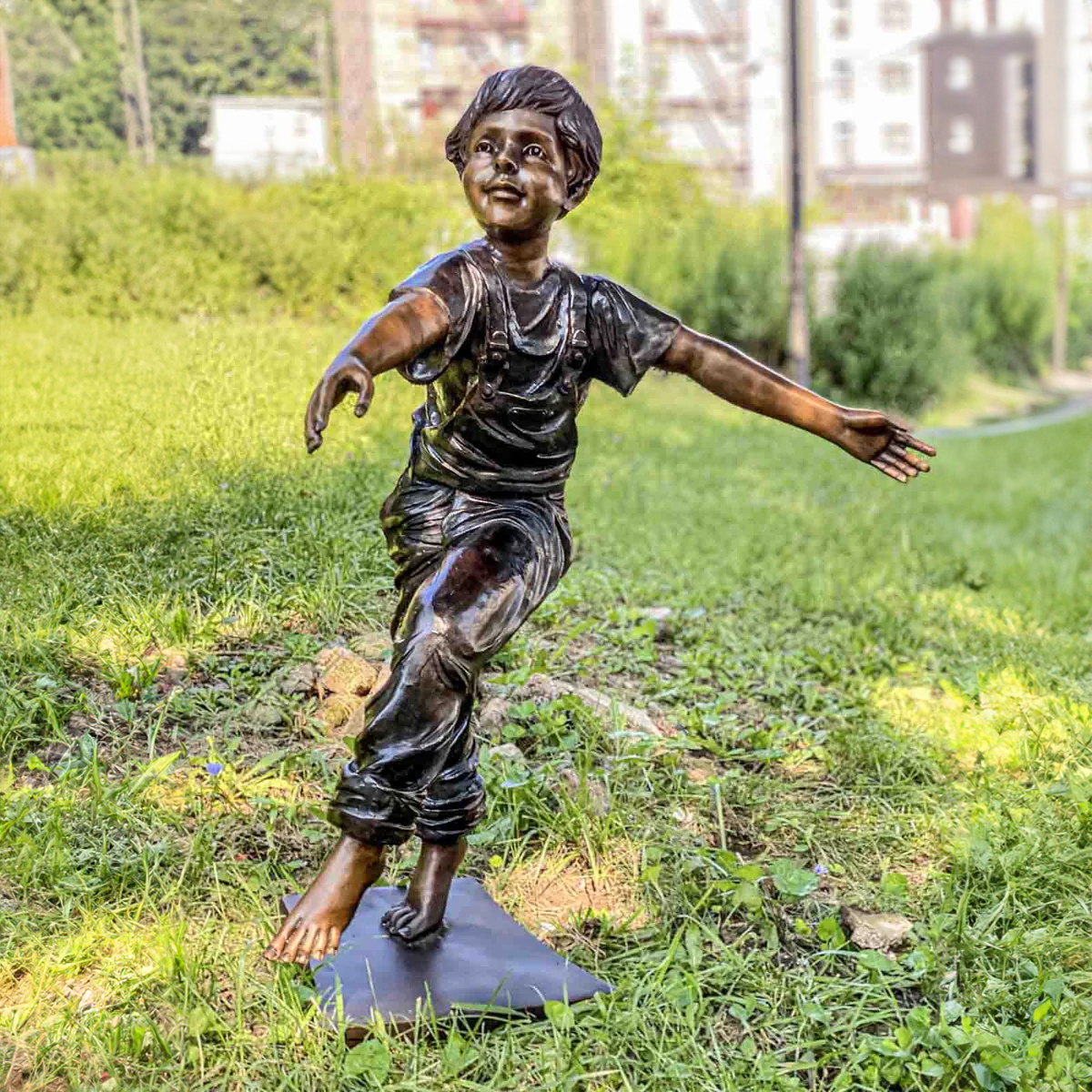 Dancing Kids Statue