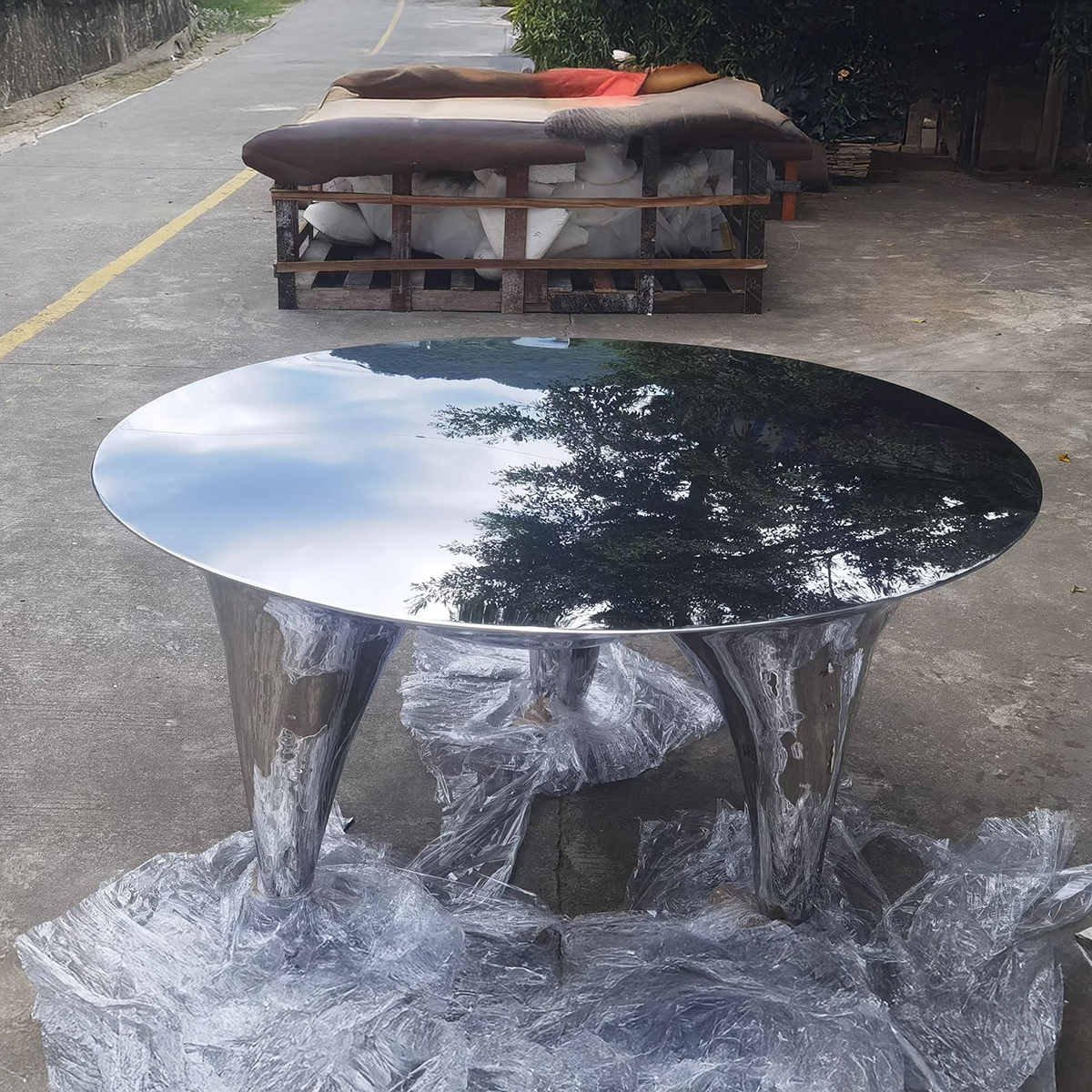 Metal Sculpture Table