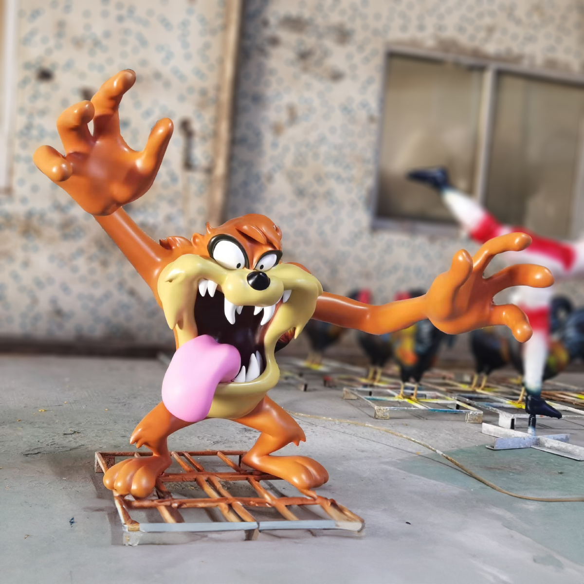 Taz Statue