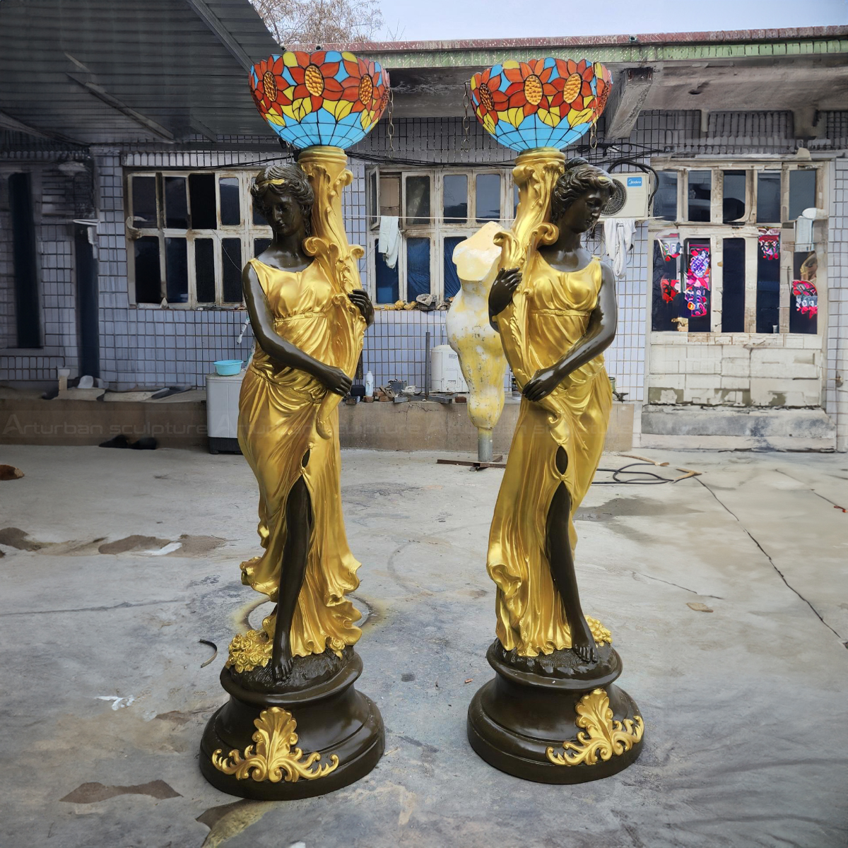 Pair of bronze Woman Statue Lamp