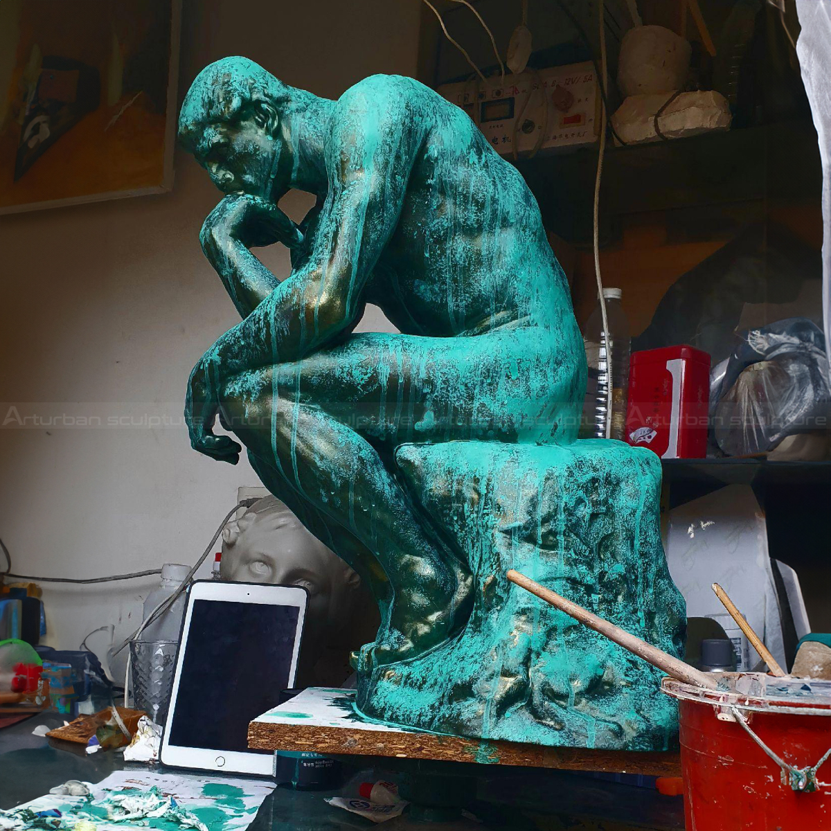 Sculpture of the Thinking Man in deep thought