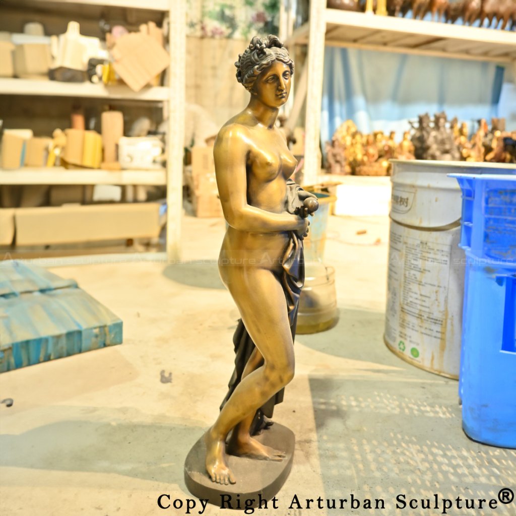 bronze nude Venus with the Apple statue