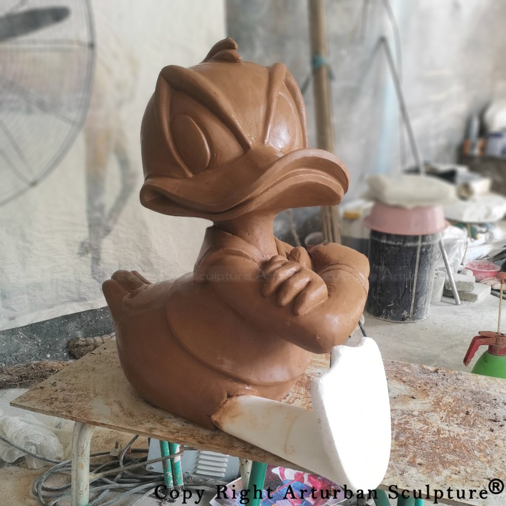 clay mold of Donald Duck Ornament