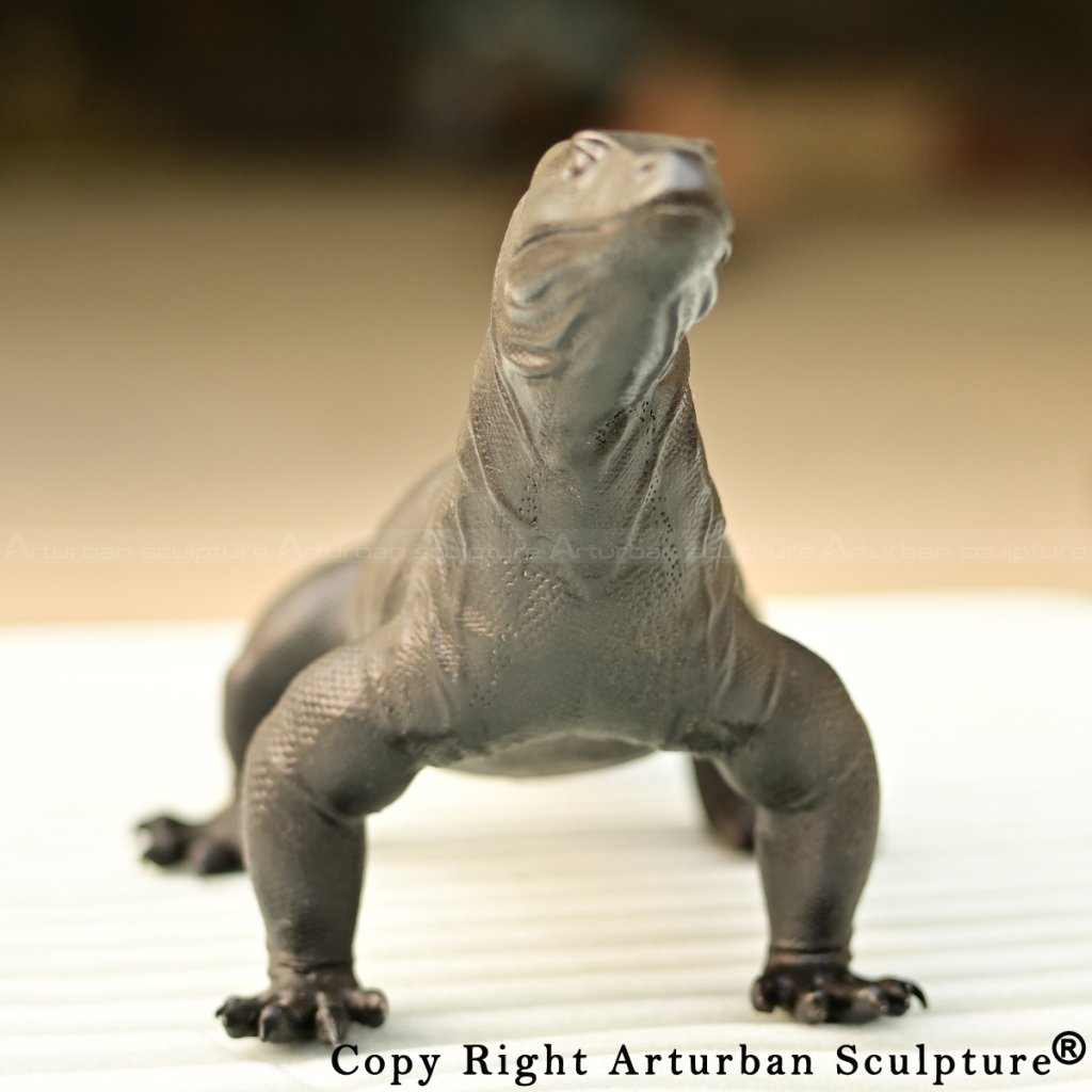 front view of Komodo Dragon Figure bronze statue