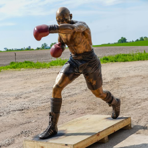 bronze Marvelous Marvin Hagler statue in a boxing stance