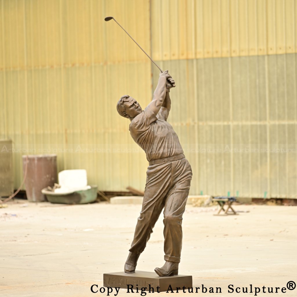 Arnold Palmer bronze statue with a focused expression