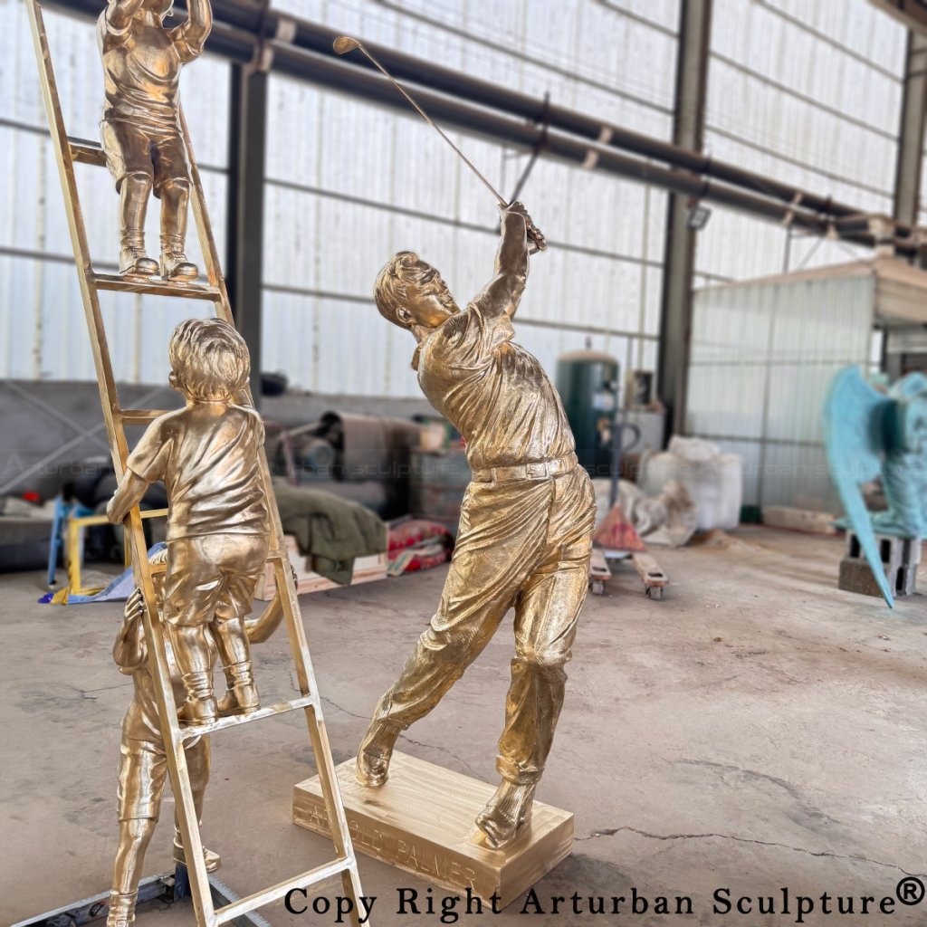 Arnold Palmer Bronze Statue uncolored