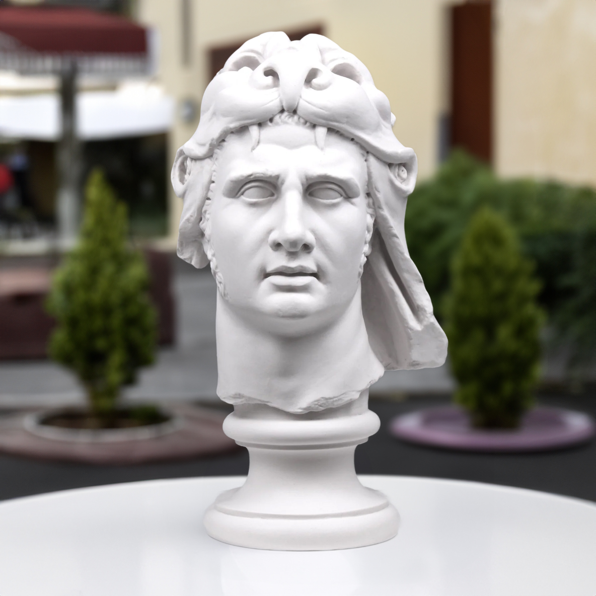 Front view of Mithridates VI Bust statue with lion pelt helmet