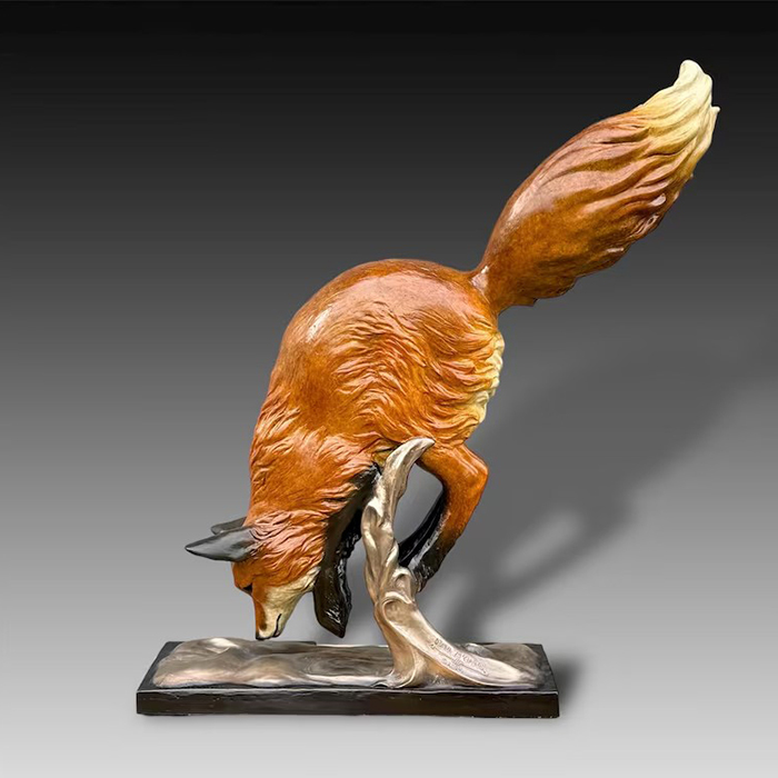 bronze Red Fox Statue raised tail view