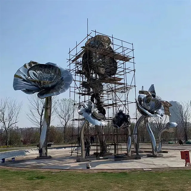 Outdoor installation of stainless steel Giant Flower Sculpture