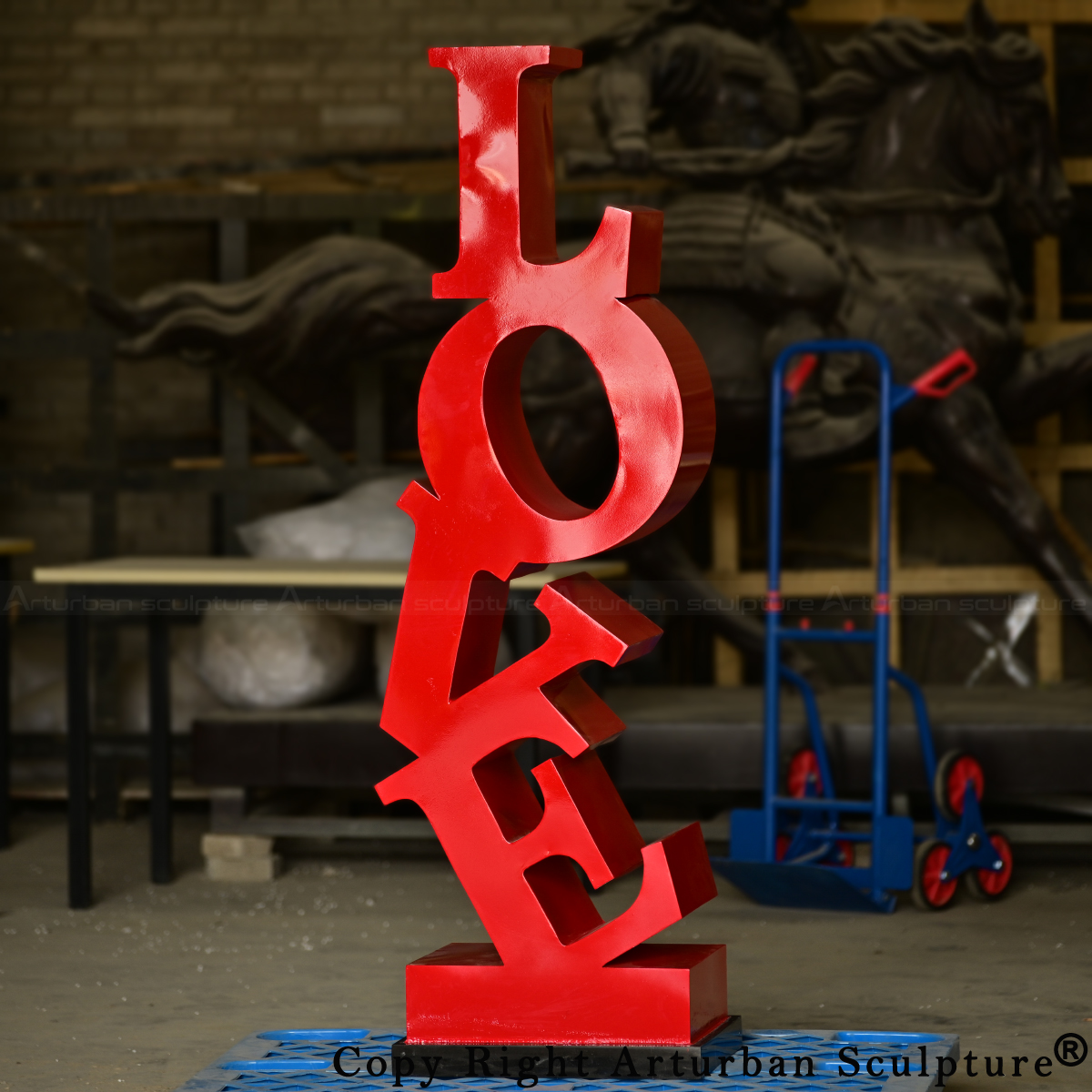 0-Stainless steel Love Art Statue with bold red mirror finish