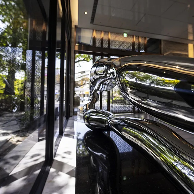 Abstract Art Statue with mirror polished stainless steel