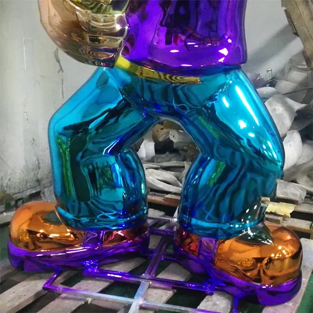 Close-up of Jeff Koons Popeye Statue's legs