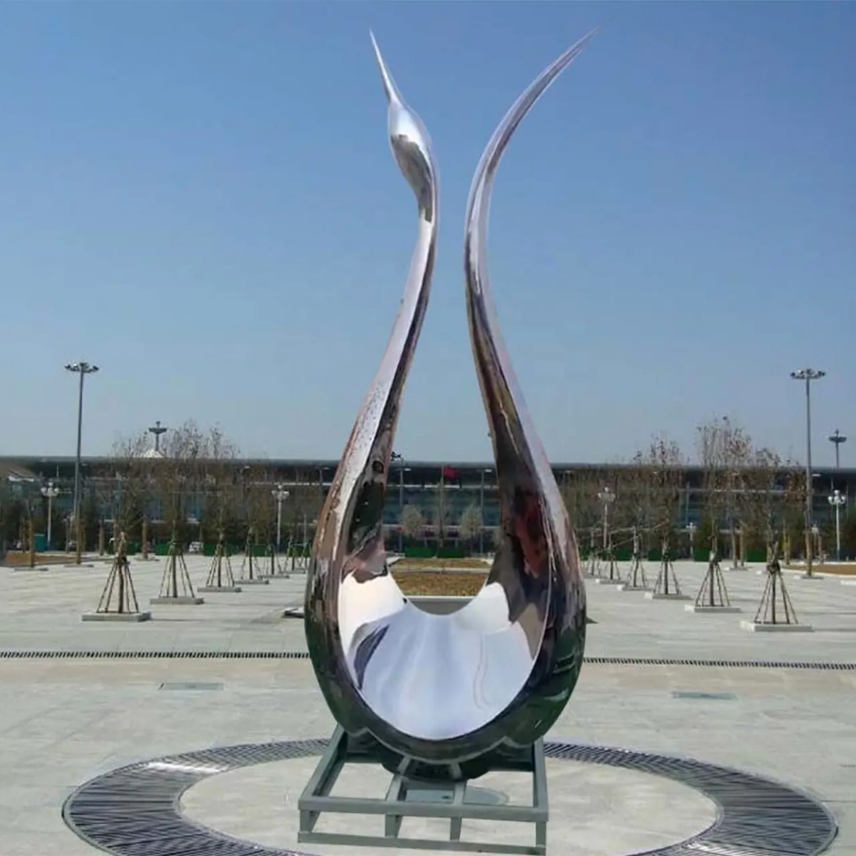 Crane Sculpture Garden artwork made of stainless steel