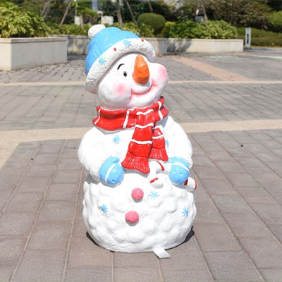 Fiberglass Outdoor Snowman Decorations for Sale with blue knit hat