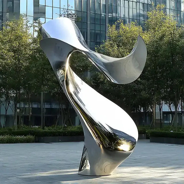 Mirror polished Stainless Steel Ribbon Sculpture with elegant curves