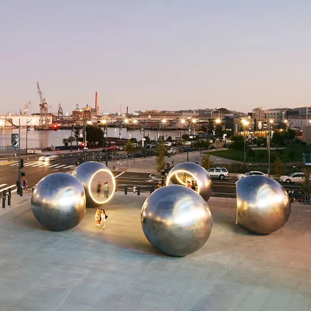 Multiple Stainless Steel Sphere Statue Outdoor