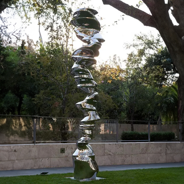 Outdoor Twisted Sculpture in stainless steel