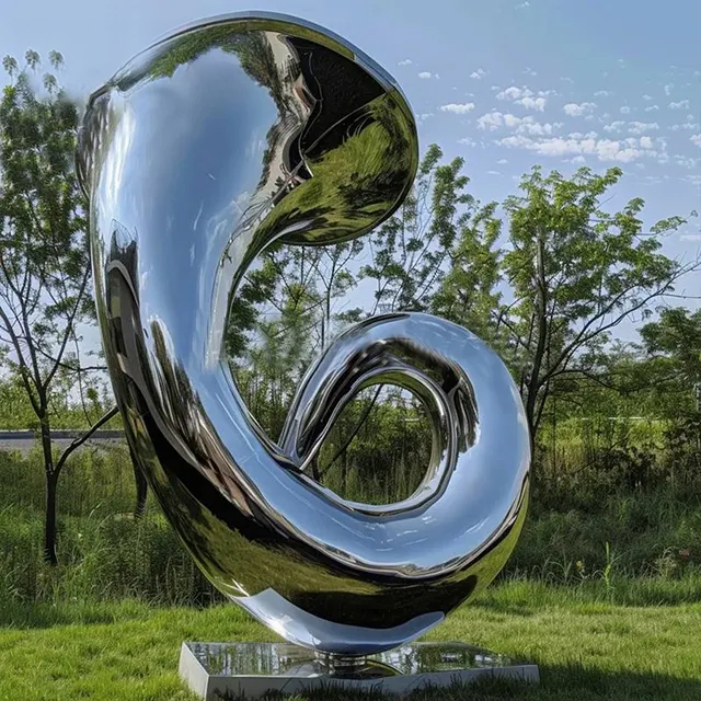 Shiny stainless steel Musical Instrument Sculpture