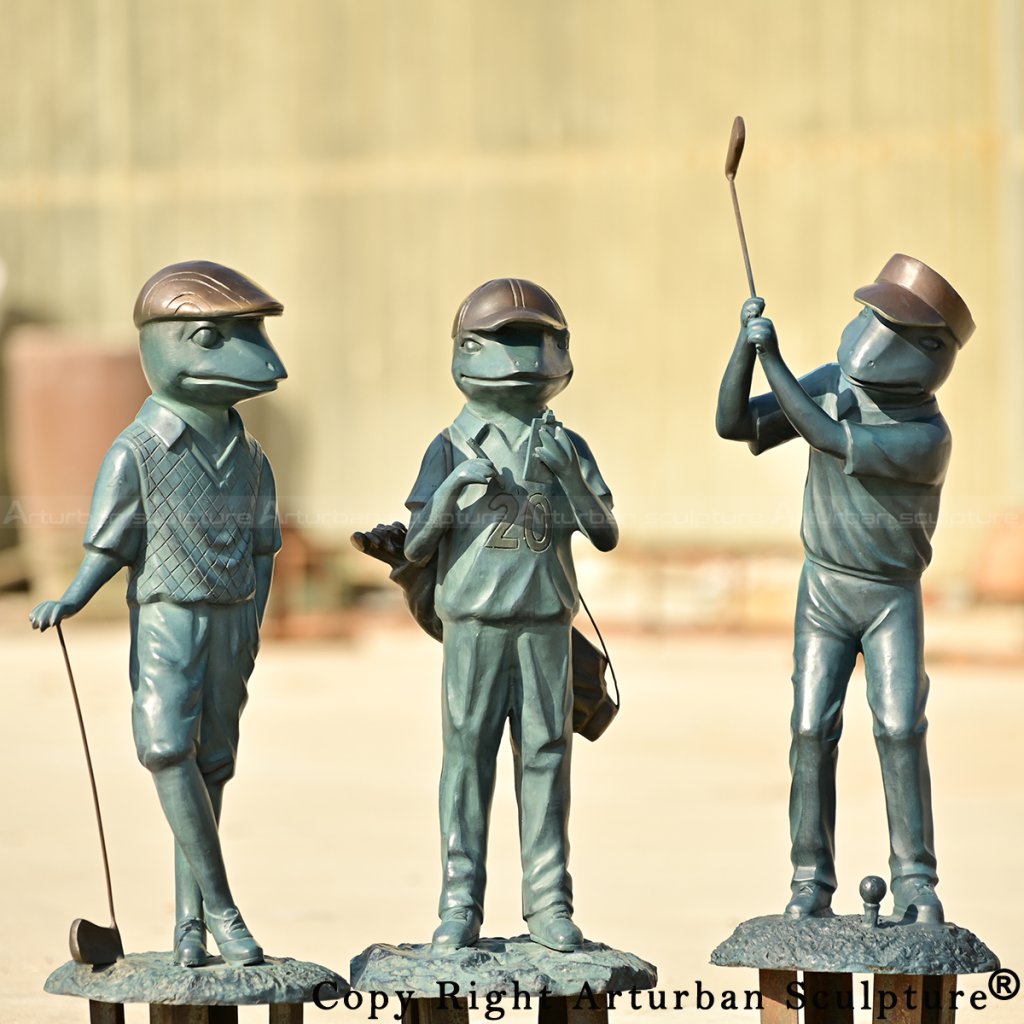 0-Bronze Frog Yard Statue set featuring three frogs as golfers