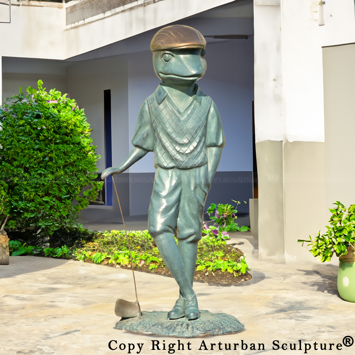 1-Bronze Frog Golfer Statue in vintage golf attire