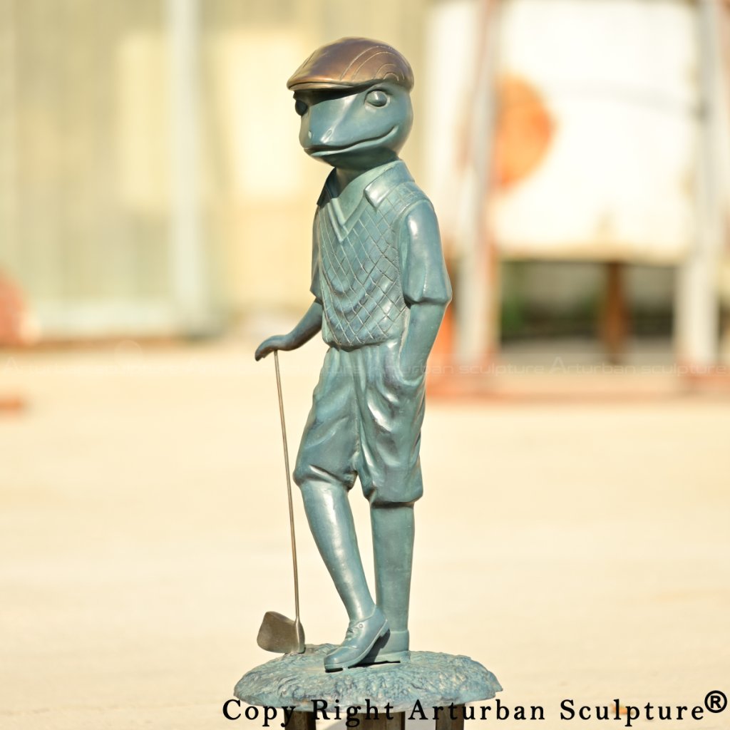 1-Bronze Frog Playing Golf Statue showing a frog golfer