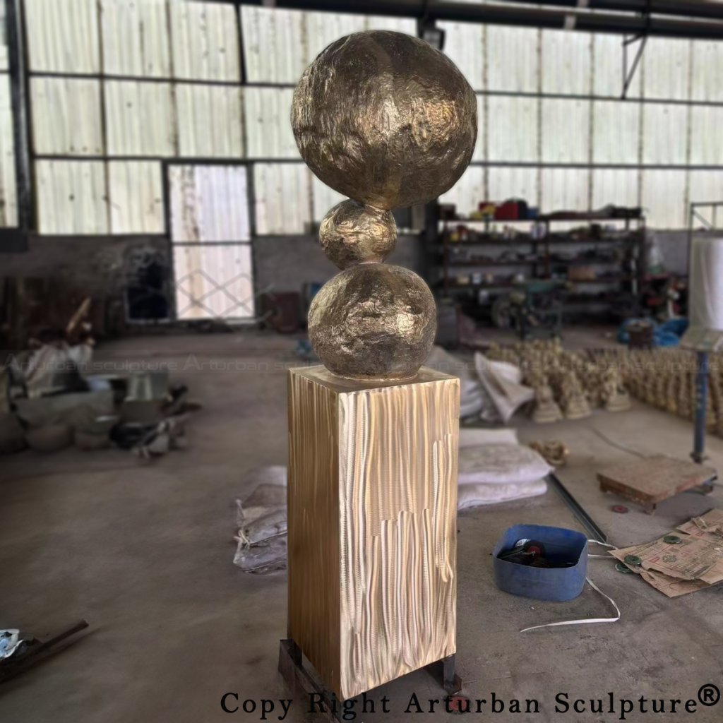 5-Annie Morris stack Sculpture in bronze during polishing stage